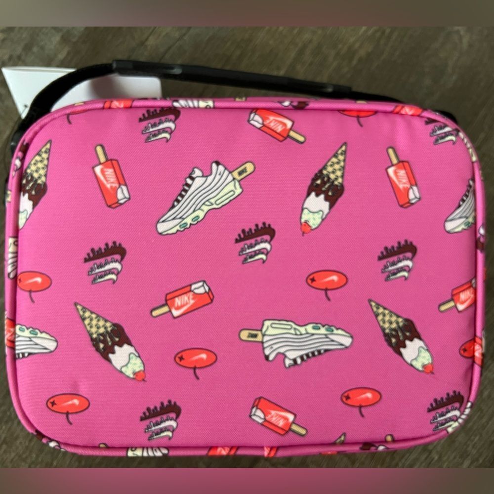 Nike Hard Shell Lunchbox‎ - Picture 2 of 9